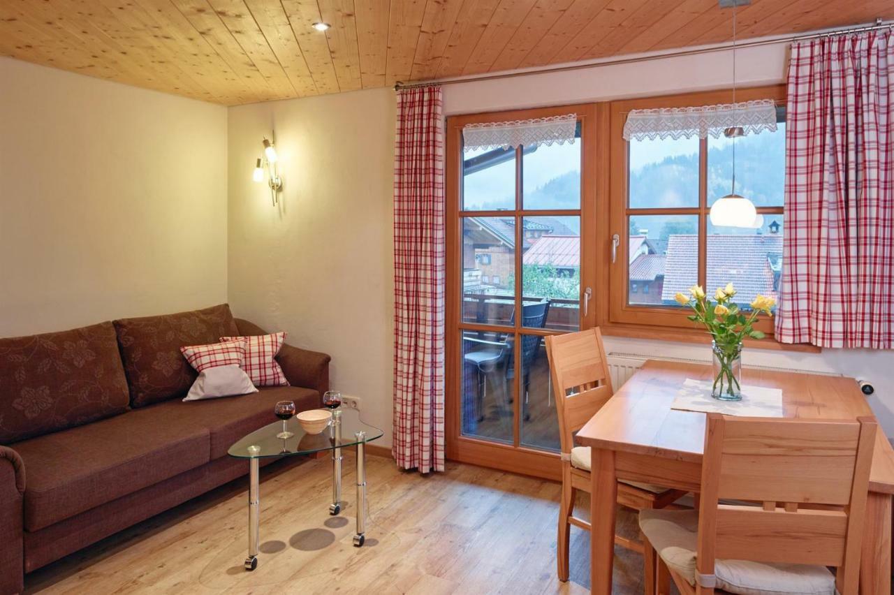 Haus Sonnenruh Appartement Bad Hindelang Buitenkant foto